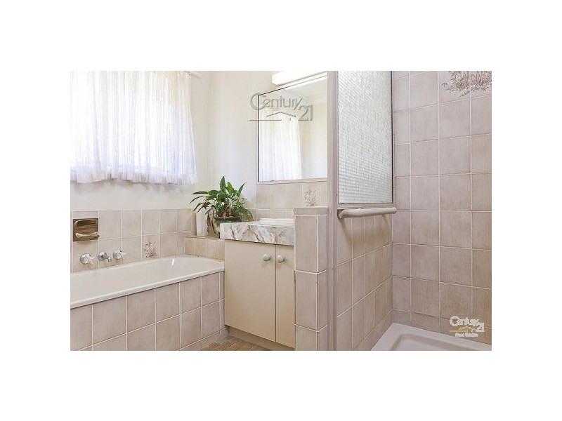 18 Mill Street, Redland Bay QLD 4165