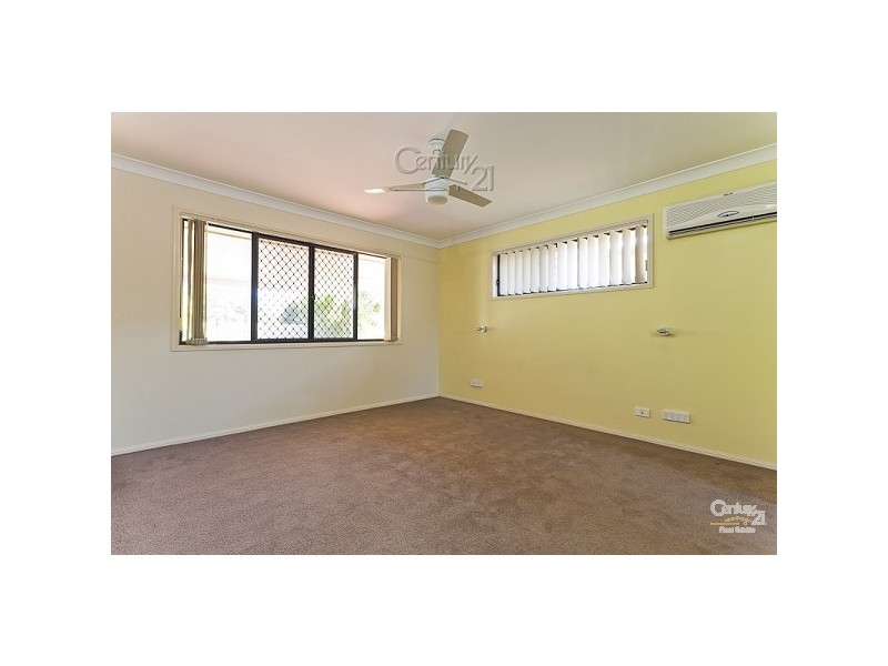 51 Bedarra St, Redland Bay QLD 4165