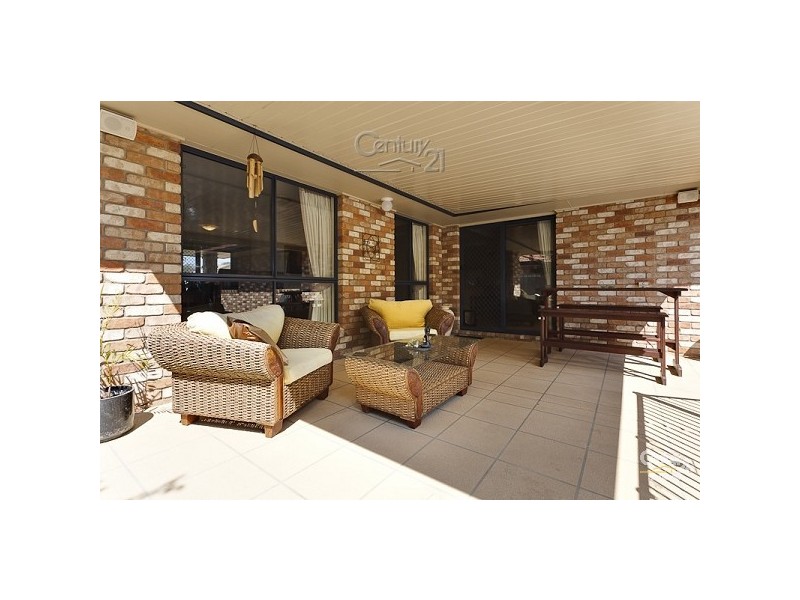 69 South St, Cleveland QLD 4163