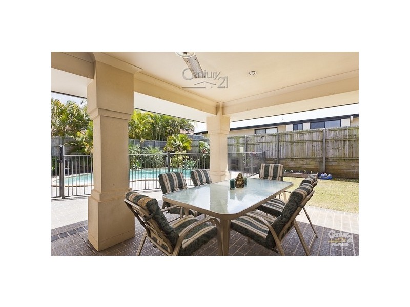 12 Butler Place, Redland Bay QLD 4165