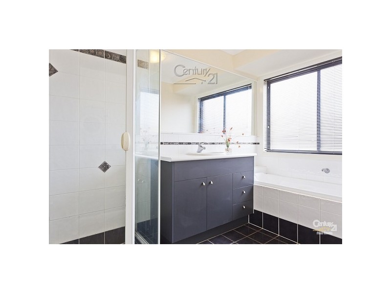 12 Butler Place, Redland Bay QLD 4165