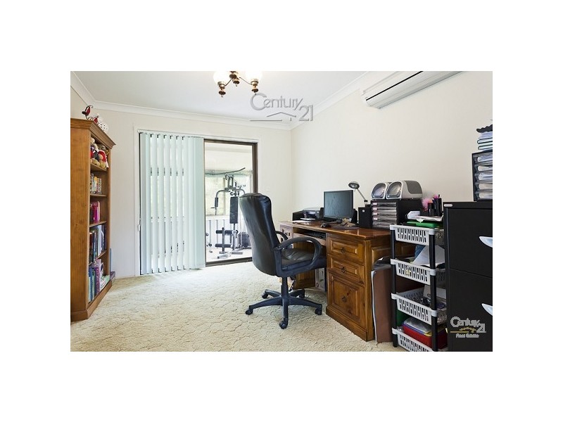 5 Pine Terrace, Redland Bay QLD 4165