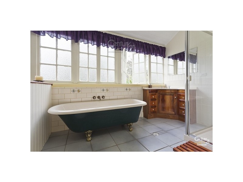 8 Hanlin Place, Victoria Point QLD 4165