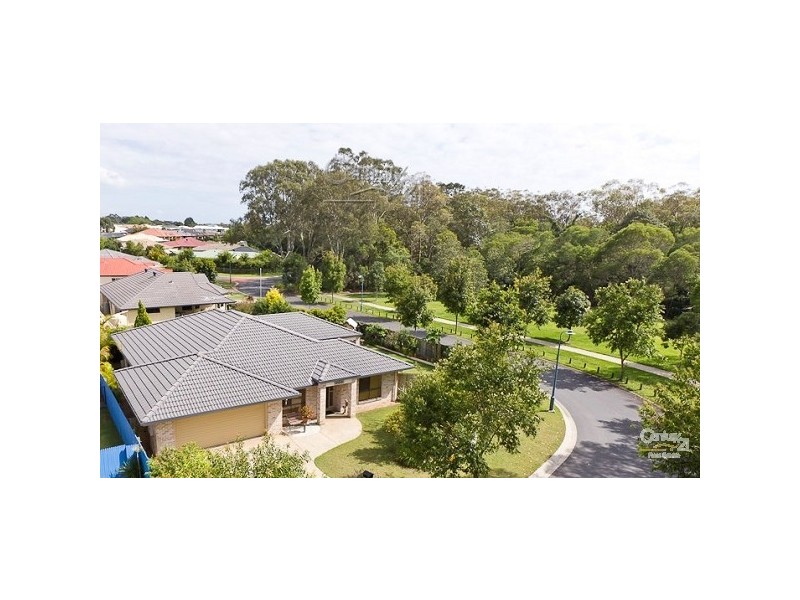 33 Parklink Drive, Redland Bay QLD 4165