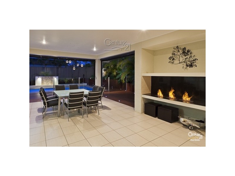 12 Haslingden Dve, Redland Bay QLD 4165