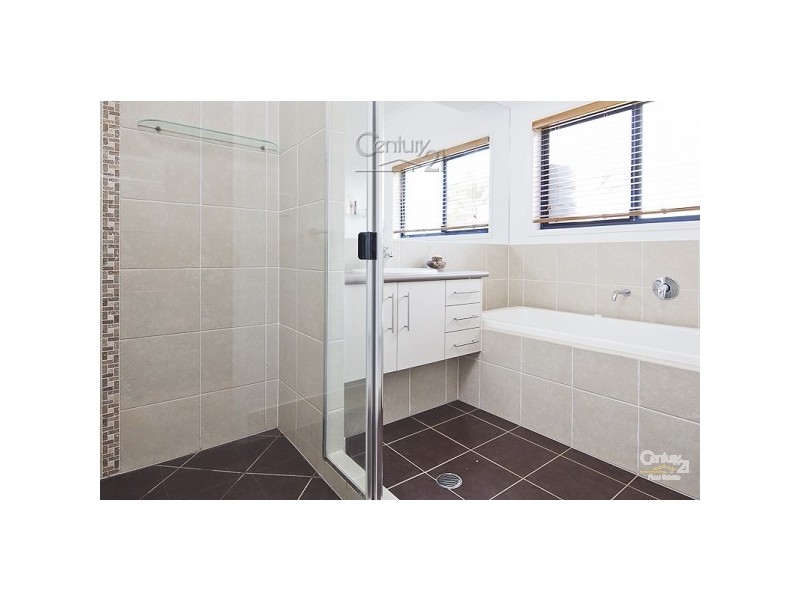 12 Haslingden Dve, Redland Bay QLD 4165