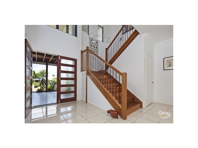 12 Haslingden Dve, Redland Bay QLD 4165