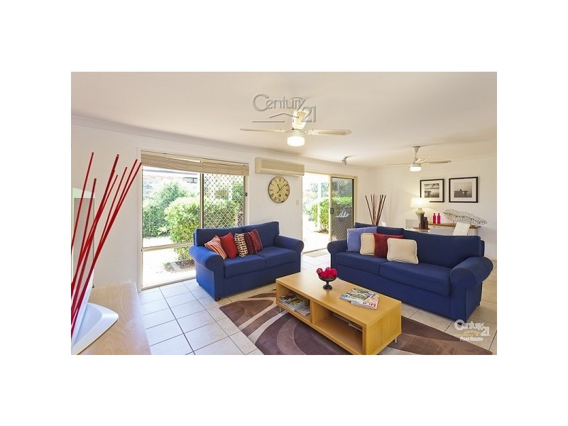 8 Spinnaker Circuit, Redland Bay QLD 4165