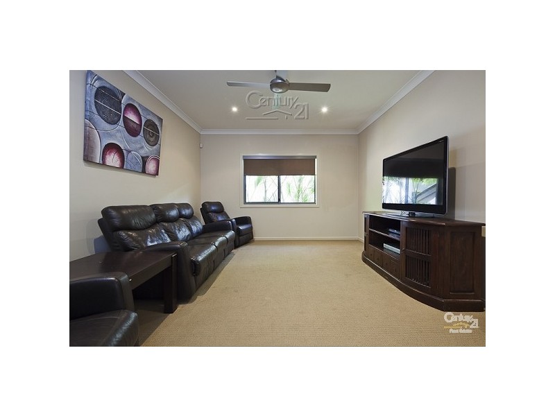 72 Denham Boulevard, Redland Bay QLD 4165