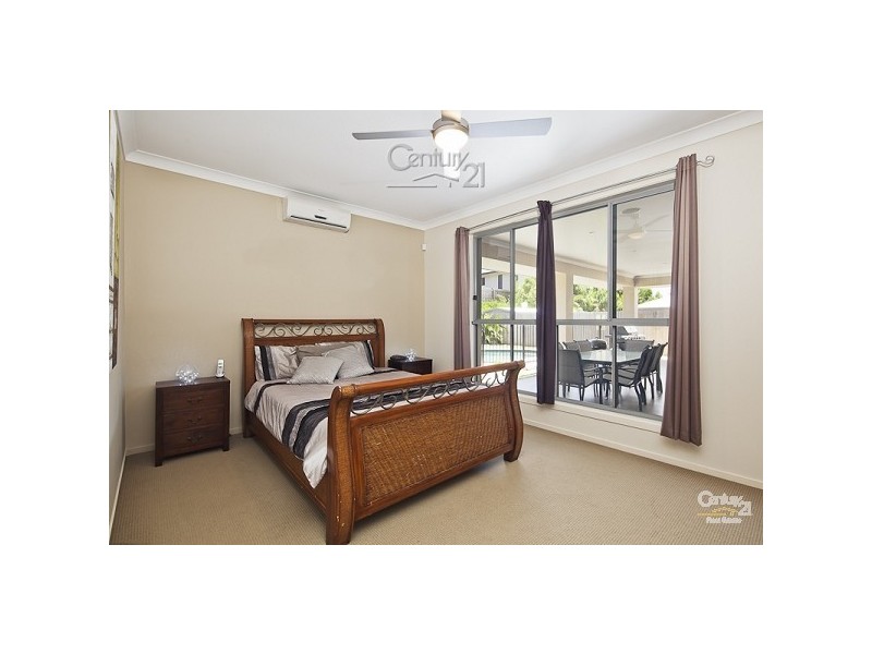 72 Denham Boulevard, Redland Bay QLD 4165