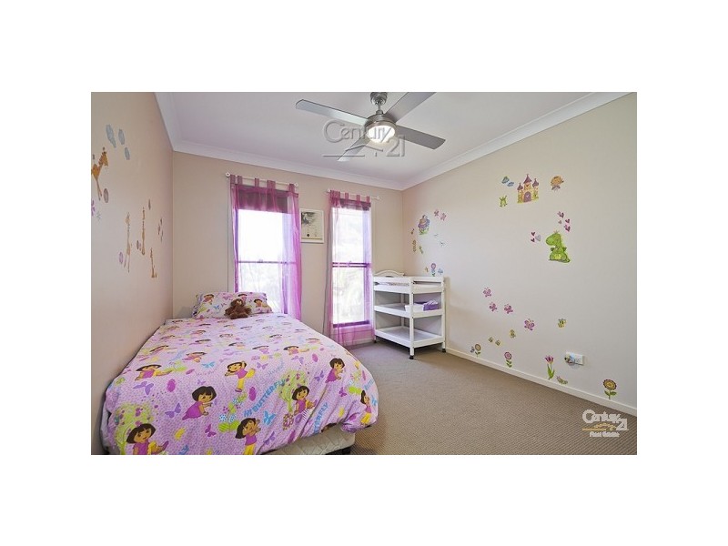 72 Denham Boulevard, Redland Bay QLD 4165