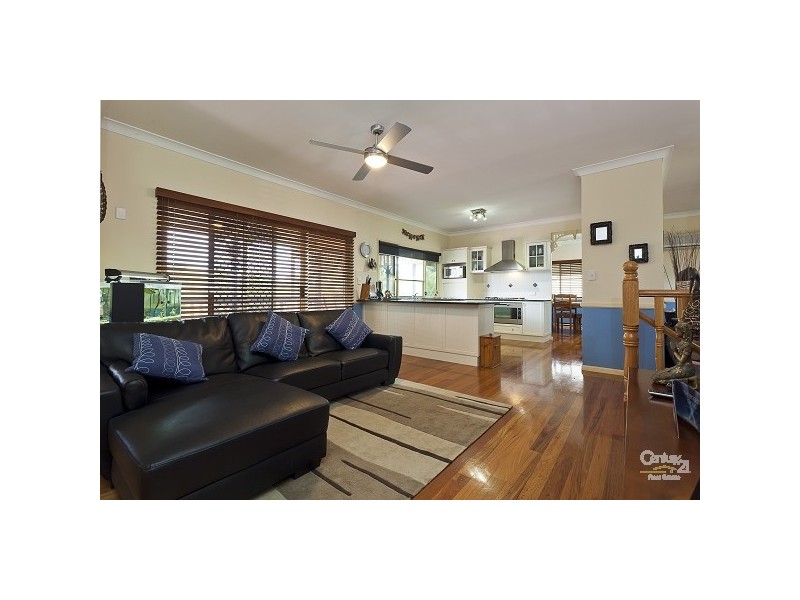 24 Kimbolton Drive, Redland Bay QLD 4165