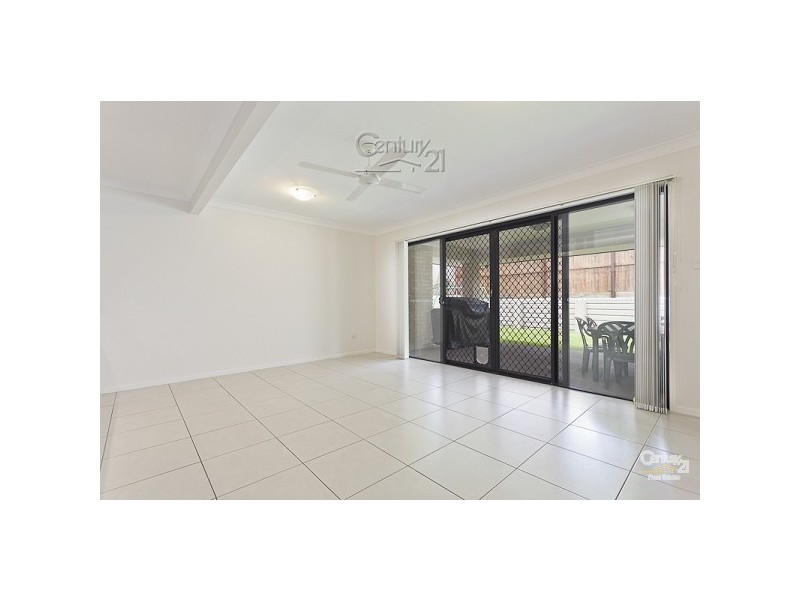 7 Kelby Close, Redland Bay QLD 4165