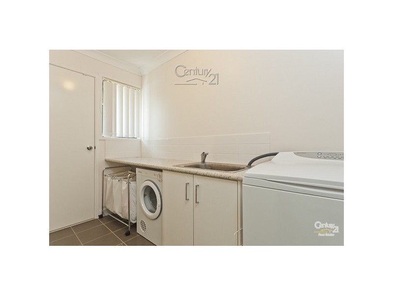 7 Kelby Close, Redland Bay QLD 4165