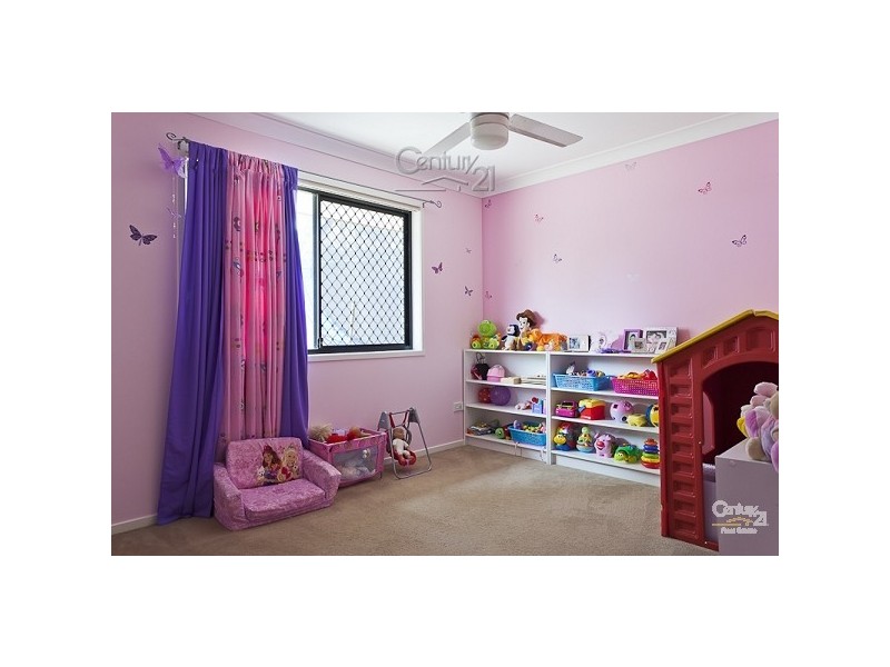 7 Kelby Close, Redland Bay QLD 4165