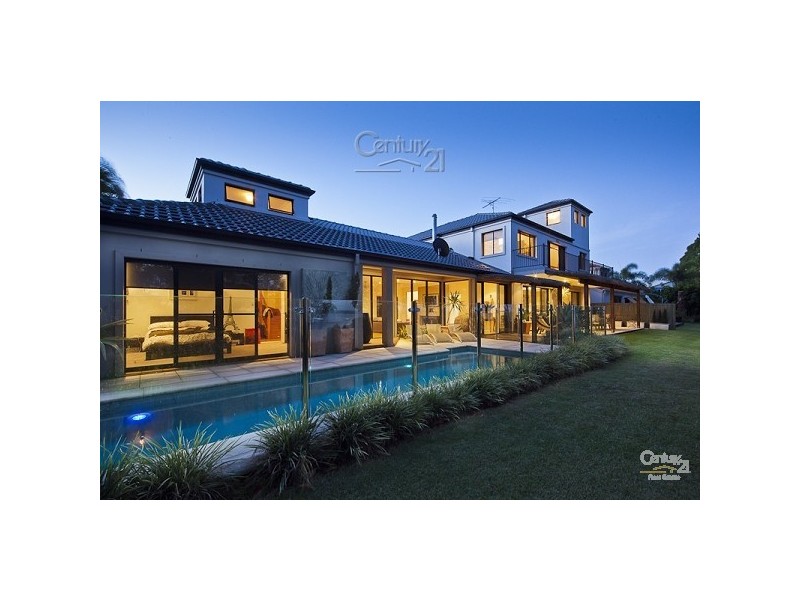 9 Bartlett Terrace, Redland Bay QLD 4165