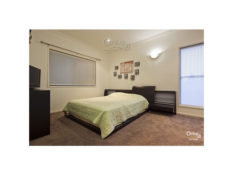 9 Bartlett Terrace, Redland Bay QLD 4165