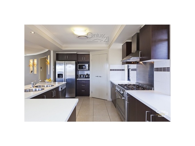 11 Poynter Street, Redland Bay QLD 4165