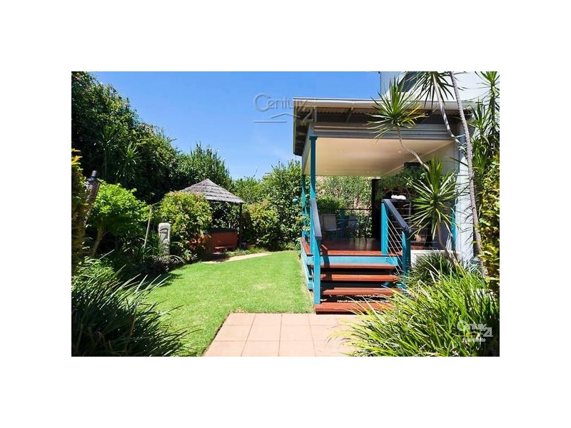 16 Keirnan Street, Redland Bay QLD 4165