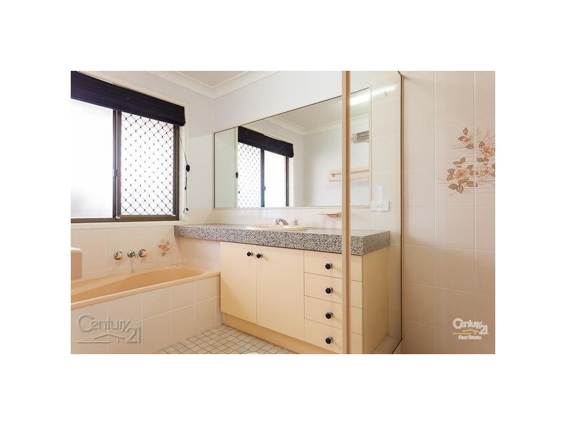 108 Benfer Rd, Victoria Point QLD 4165