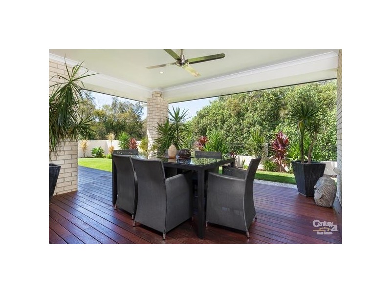 81 Habitat Dve, Redland Bay QLD 4165