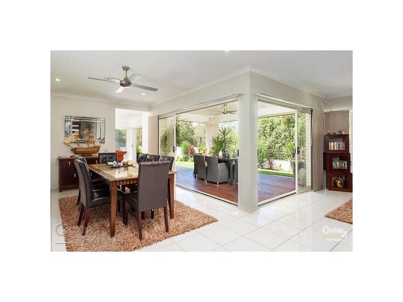 81 Habitat Dve, Redland Bay QLD 4165