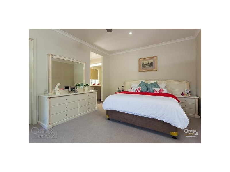81 Habitat Dve, Redland Bay QLD 4165