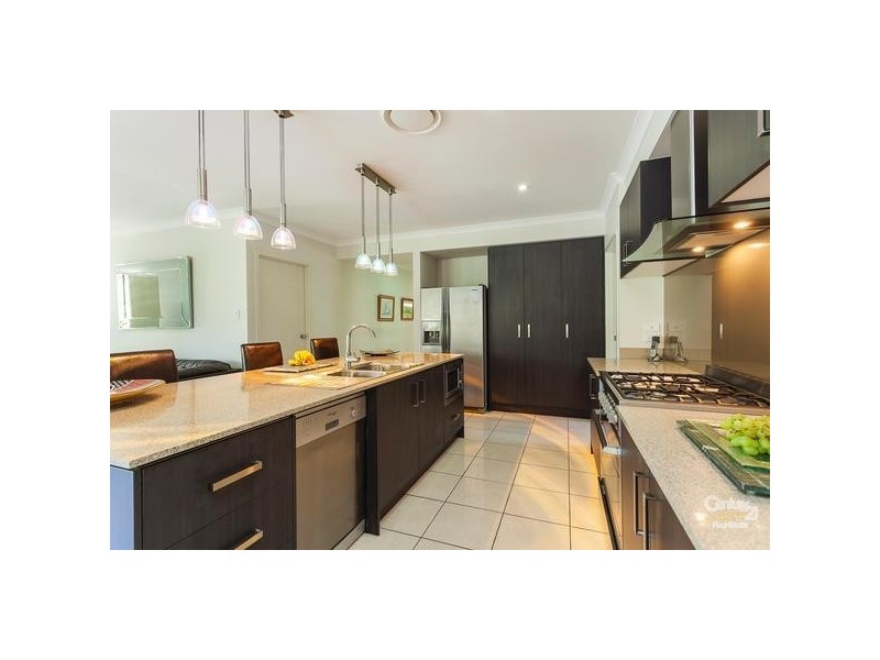81 Habitat Dve, Redland Bay QLD 4165