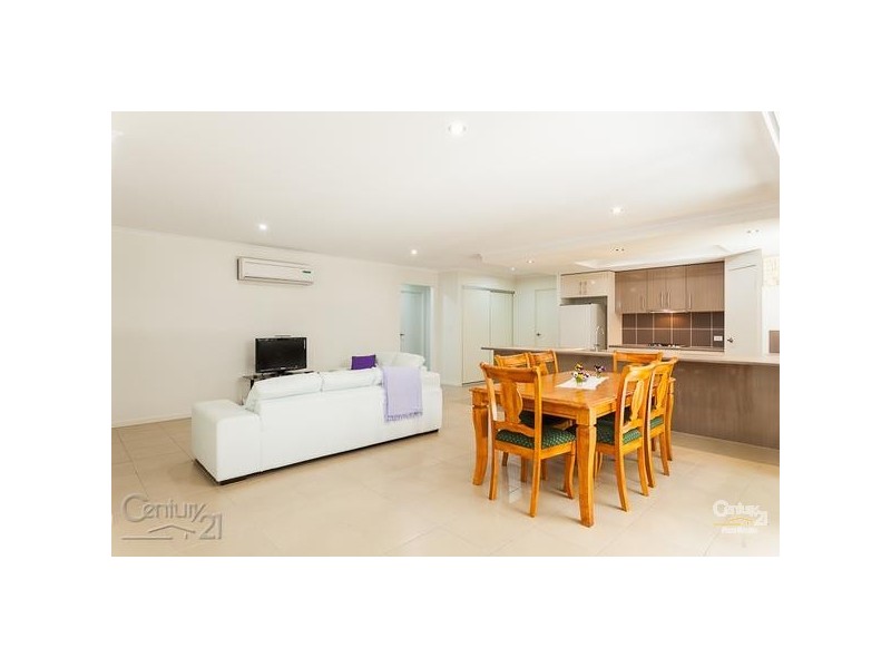 8 Pyrus Place, Redland Bay QLD 4165