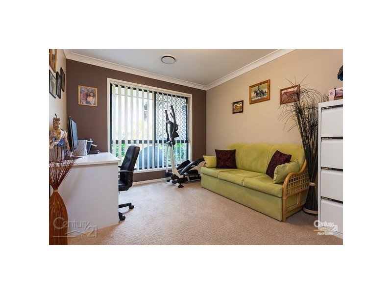 12 Kelby Close, Redland Bay QLD 4165