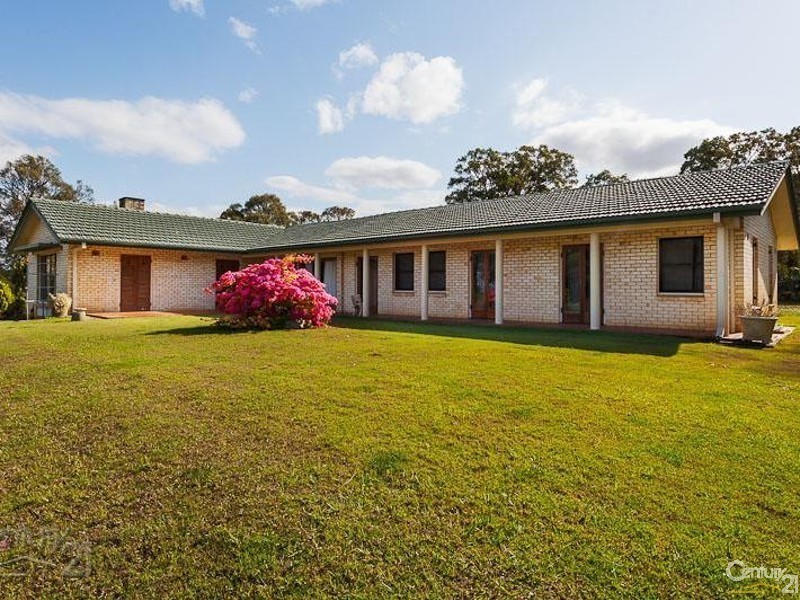 98 Woodlands Drive, Thornlands QLD 4164