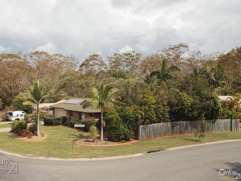 11 Niblick Way, Redland Bay QLD 4165