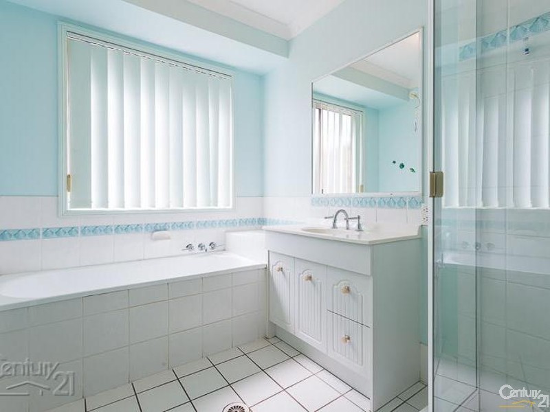 11 Niblick Way, Redland Bay QLD 4165