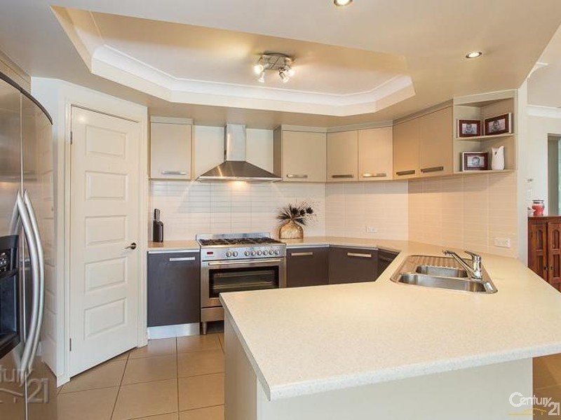 15 Aspen Place, Redland Bay QLD 4165