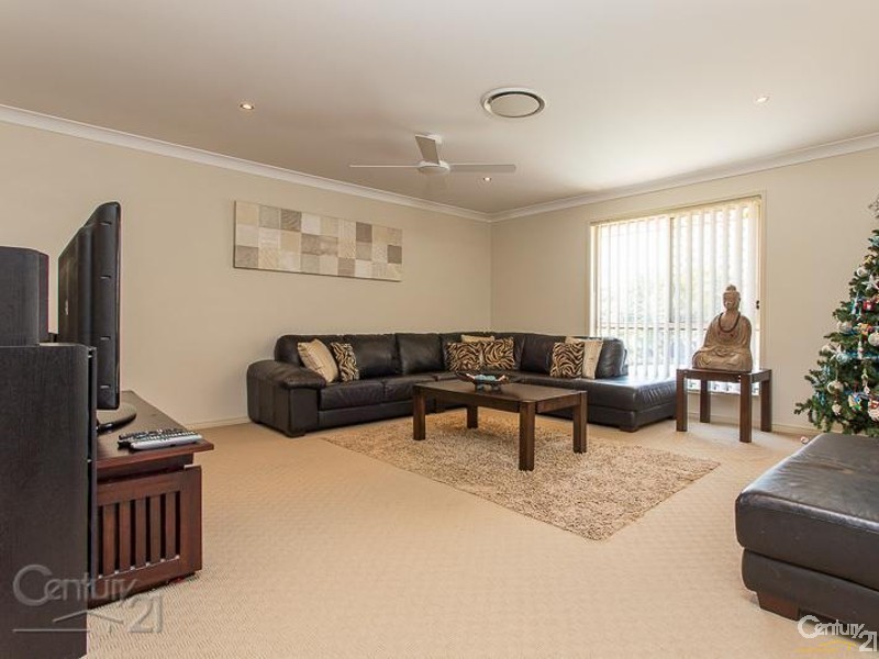 15 Aspen Place, Redland Bay QLD 4165