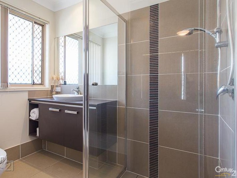 15 Aspen Place, Redland Bay QLD 4165