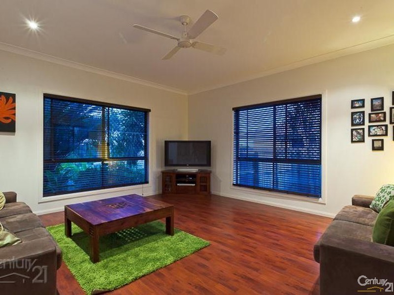 36 Bedarra Street, Redland Bay QLD 4165