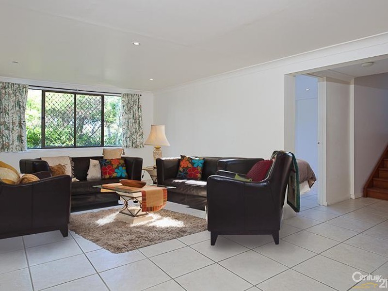 1 Junee St, Redland Bay QLD 4165