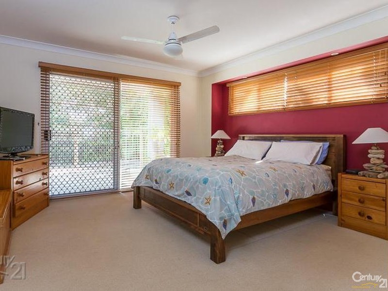 16 Braemar Court, Redland Bay QLD 4165