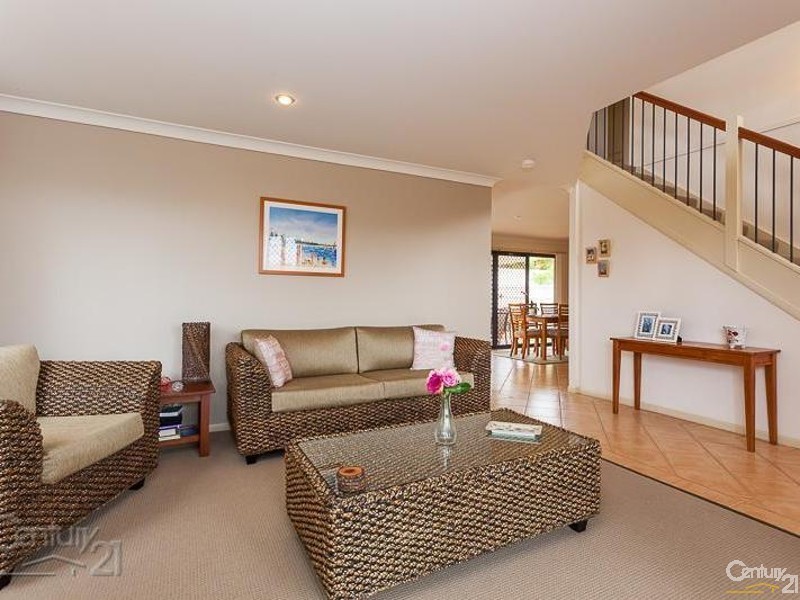 10 St Clair Court, Redland Bay QLD 4165