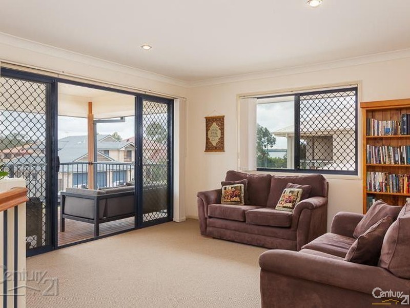 10 St Clair Court, Redland Bay QLD 4165