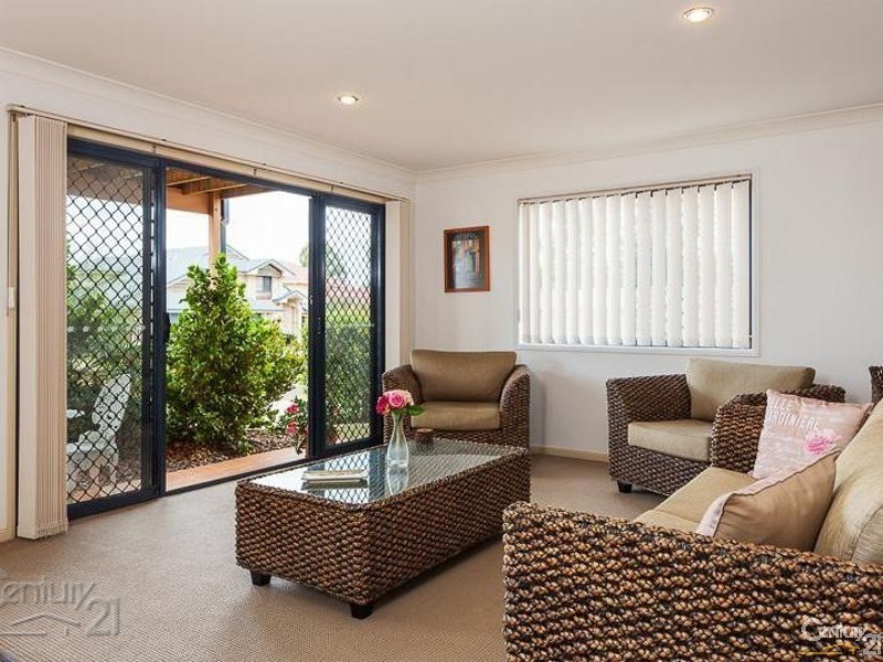 10 St Clair Court, Redland Bay QLD 4165