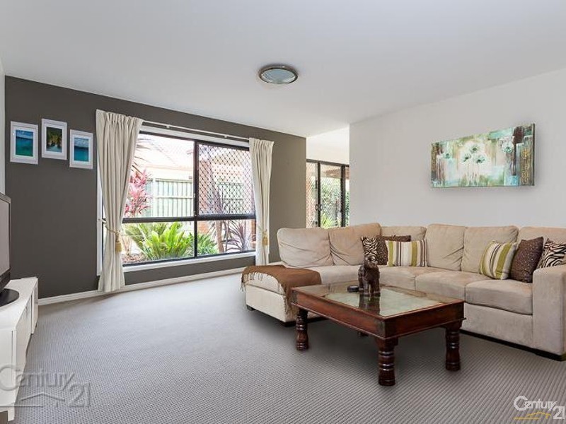 111 Habitat Dve, Redland Bay QLD 4165