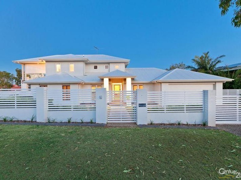 15 Brampton Close, Redland Bay QLD 4165