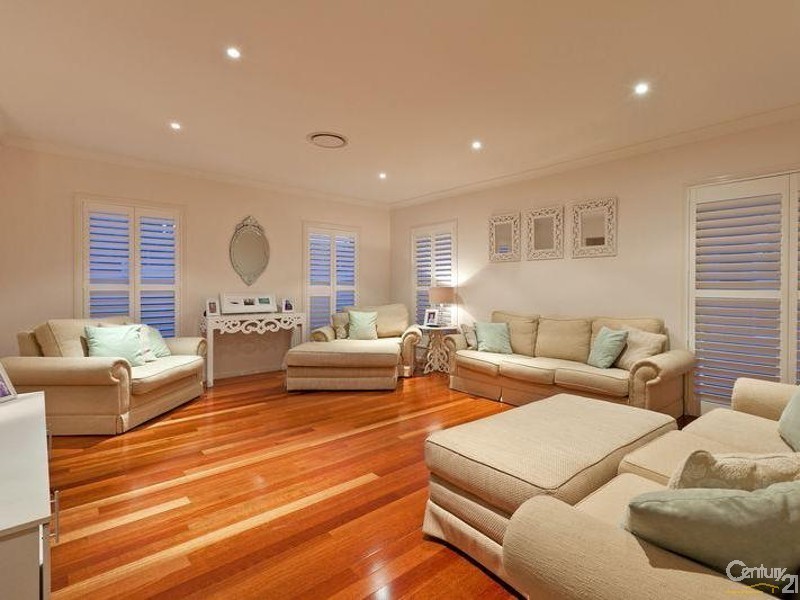 15 Brampton Close, Redland Bay QLD 4165