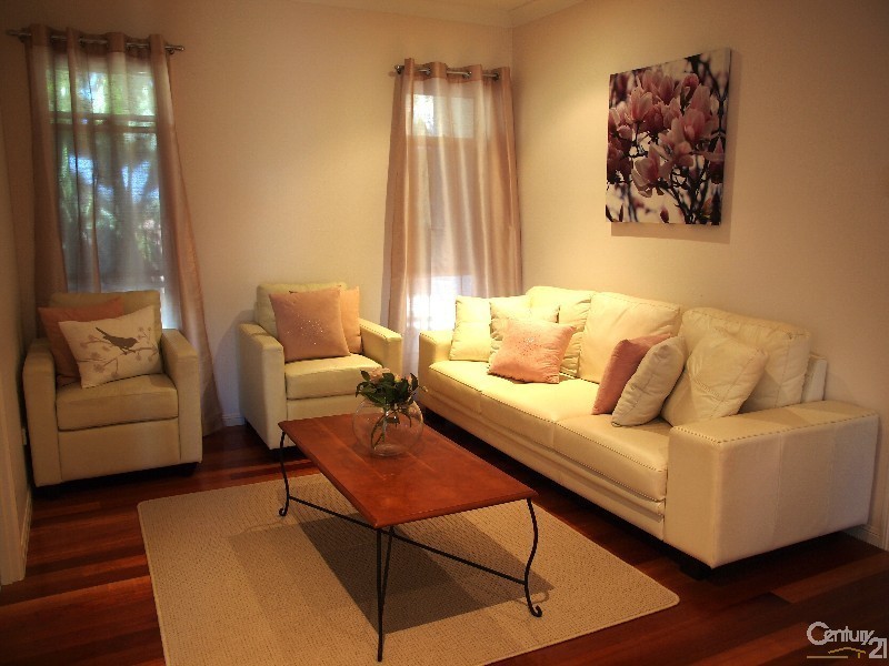 15 Brampton Close, Redland Bay QLD 4165