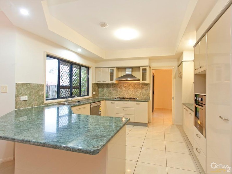 3 St Clair Court, Redland Bay QLD 4165