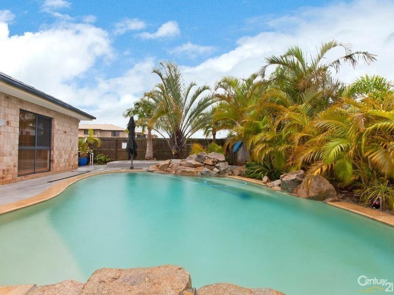 3 St Clair Court, Redland Bay QLD 4165