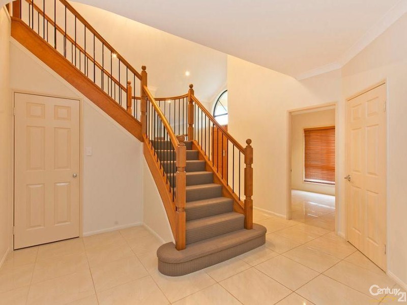 3 St Clair Court, Redland Bay QLD 4165