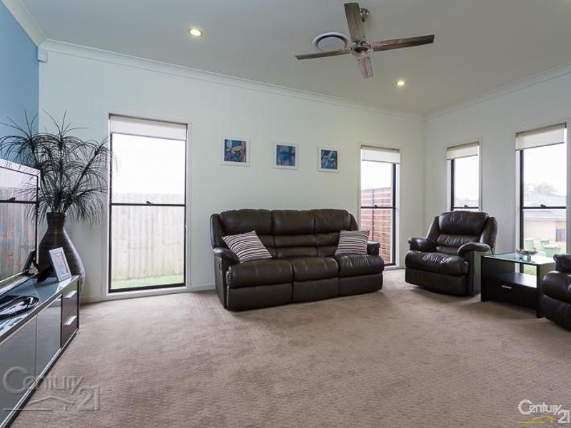 41 Denham Boulevard, Redland Bay QLD 4165
